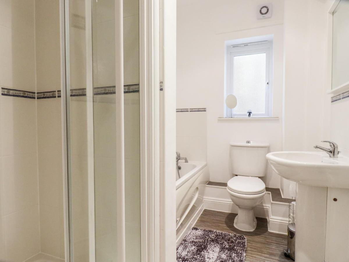 Flat 2 Apartment Newquay  Ngoại thất bức ảnh